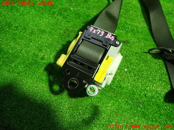 1UPJ-9232737075]ヴォクシー(ノア)(AZR60G)助手席シートベルト 中古_3
