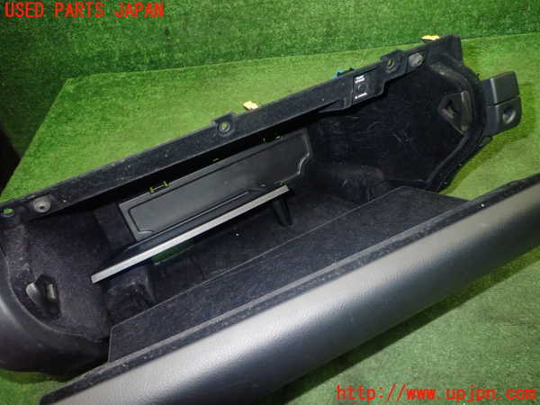1UPJ-9232747516]レクサス・GS350(GRL10)グローブボックス1 中古_5