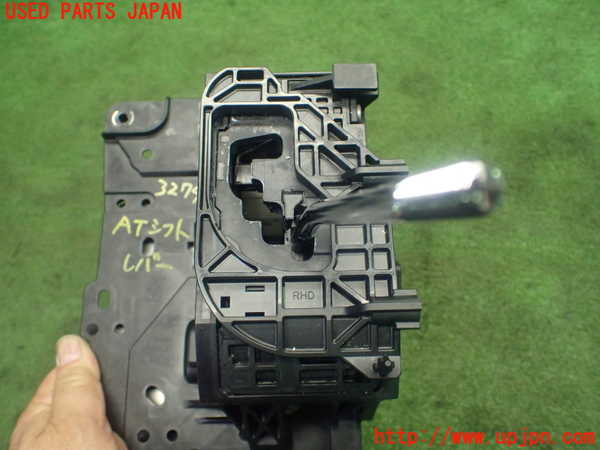 1UPJ-9232747555]レクサス・GS350(GRL10)ATシフトレバー 中古_5