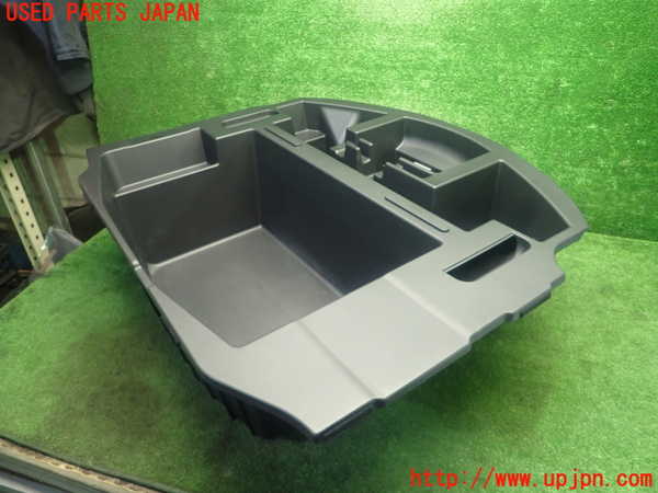 1UPJ-9232747772]レクサス・GS350(GRL10)ラゲッジトレイ2 中古_4