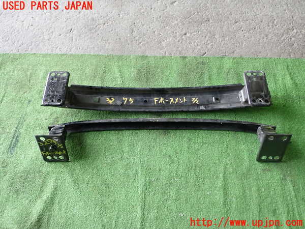 1UPJ-9232751014]アバルト・500(312141)フロントバンパーホースメント 中古_2