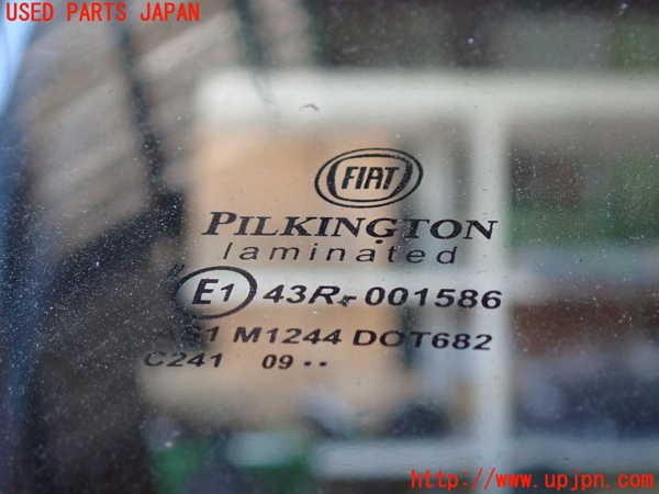 1UPJ-9232751195]アバルト・500(312141)フロントガラス M1244 中古_2