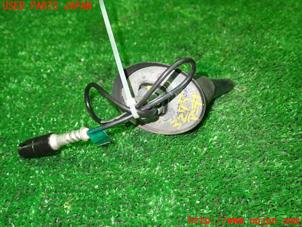 1UPJ-9232756550]アバルト・500(312141)アンテナ 中古_2