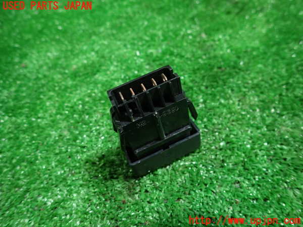 1UPJ-9232776245]ルノー・アルピーヌ V6 ターボ(GTA)(D501)左パワーウィンドウスイッチ 中古_2