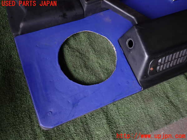 1UPJ-9232771234]ルノー・アルピーヌ V6 ターボ(GTA)(D501)右ドア内張り 中古_2