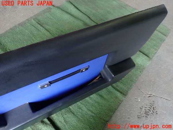 1UPJ-9232771234]ルノー・アルピーヌ V6 ターボ(GTA)(D501)右ドア内張り 中古_4