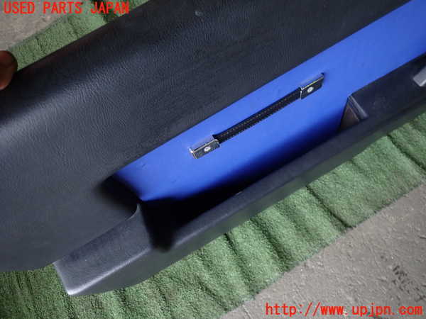 1UPJ-9232771264]ルノー・アルピーヌ V6 ターボ(GTA)(D501)左ドア内張り 中古_4