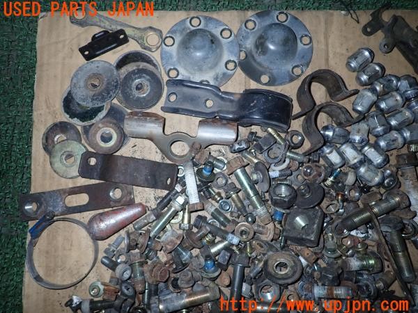 3UPJ=9232780720]ビッグホーン(UBS73GW)ネジ・ナット・ステー類 セット ジャンク_2