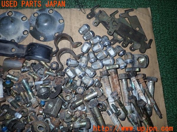 3UPJ=9232780720]ビッグホーン(UBS73GW)ネジ・ナット・ステー類 セット ジャンク_3
