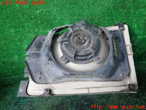 1UPJ-9232781130]ビッグホーン(UBS73GW)右ヘッドライト ハロゲン 中古_3