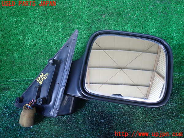 1UPJ-9232781210]ビッグホーン(UBS73GW)右ドアミラー 中古_4