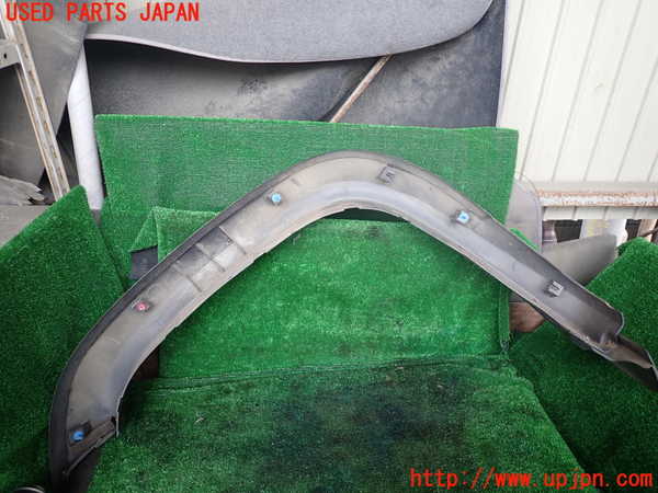 1UPJ-9232781440]ビッグホーン(UBS73GW)右前オーバーフェンダー 中古_4