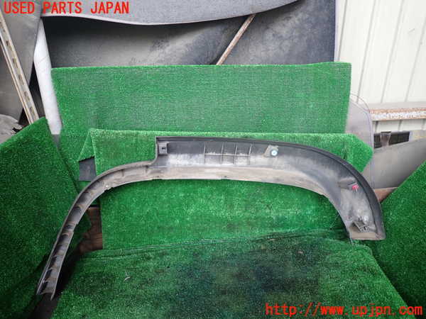 1UPJ-9232781444]ビッグホーン(UBS73GW)右後オーバーフェンダー 中古_3