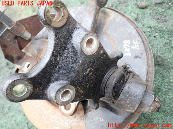 1UPJ-9232784295]ビッグホーン(UBS73GW)左フロントナックルハブ 中古_3