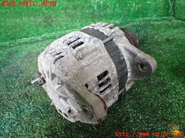 1UPJ-9232786015]ビッグホーン(UBS73GW)オルタネーター(ダイナモ) 中古_2