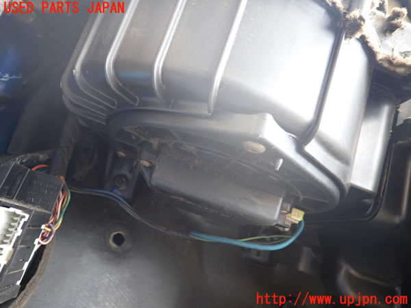 1UPJ-9232786081]ビッグホーン(UBS73GW)エバポレーター1 中古_3
