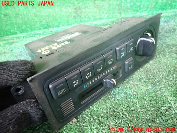 1UPJ-9232786066]ビッグホーン(UBS73GW)エアコンスイッチ1 中古_2