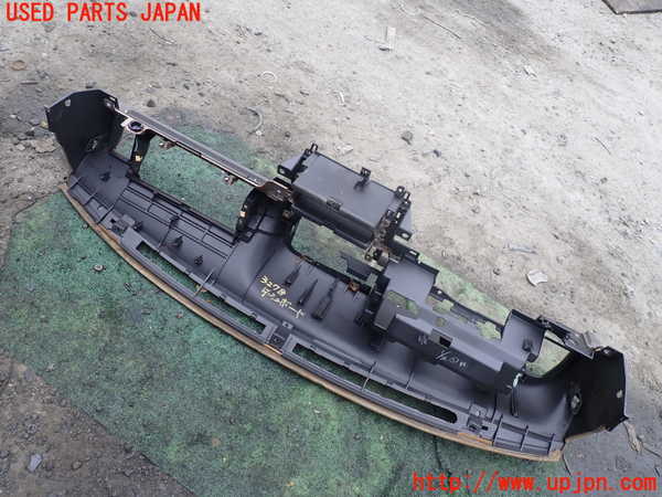 1UPJ-9232787505]ビッグホーン(UBS73GW)ダッシュボード 中古_3