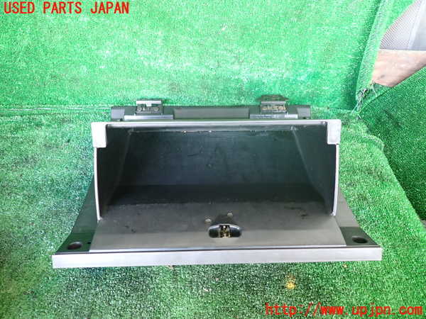 1UPJ-9232787516]ビッグホーン(UBS73GW)グローブボックス1 中古_3