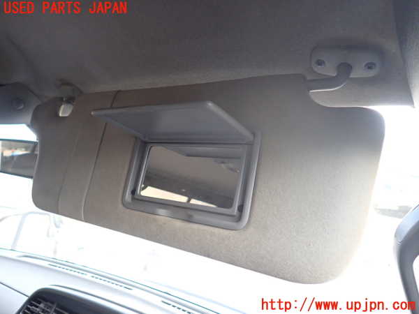 1UPJ-9232787625]ビッグホーン(UBS73GW)室内サンバイザー右側 中古_3