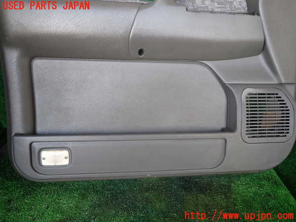 1UPJ-9232781264]ビッグホーン(UBS73GW)左前ドア内張り 中古_3