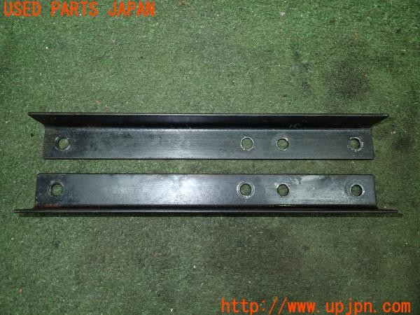 3UPJ=9232790422]ランクルプラド(KZJ71W)後期 社外 ラジエーターダウンブラケット ボディリフト リフトアップ 中古_3