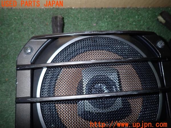 3UPJ=9232790535]ランクルプラド(KZJ71W)後期 純正 86160-90K02 バックドアスピーカー 中古_4