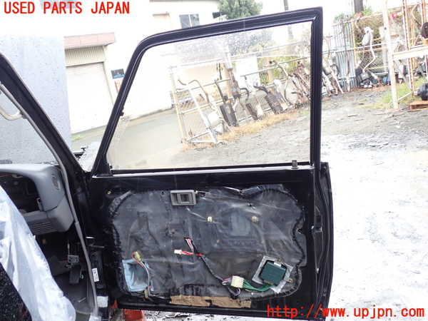 1UPJ-9232791230]ランクルプラド(KZJ71W)右前ドア M468 中古_4