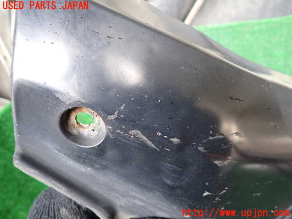 1UPJ-9232791454]ランクルプラド(KZJ71W)右リアマッドガード(泥除け) 中古_3