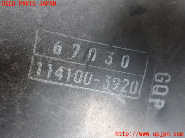 1UPJ-9232792560]ランクルプラド(KZJ71W)エアクリーナーボックス 中古_3