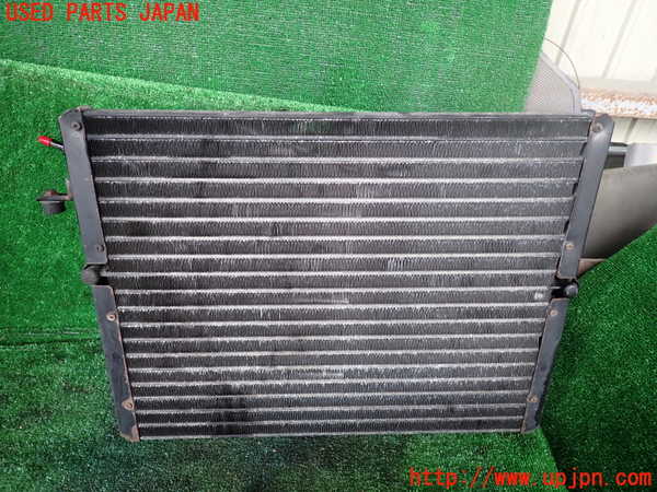 1UPJ-9232796031]ランクルプラド(KZJ71W)エアコンコンデンサー1 中古_2