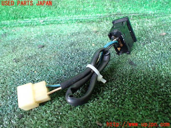 1UPJ-9232796309]ランクルプラド(KZJ71W)スイッチ4 (REAR　HEAT) 中古_2