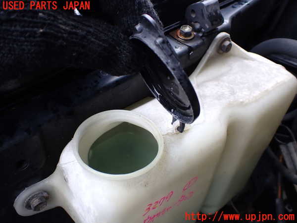 1UPJ-9232796791]ランクルプラド(KZJ71W)ウォッシャータンク1 中古_3