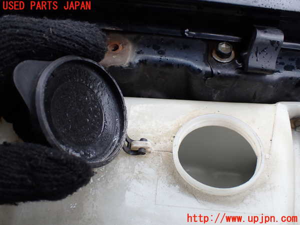 1UPJ-9232796792]ランクルプラド(KZJ71W)ウォッシャータンク2 (ヘッドランプウォッシャー) 中古_3