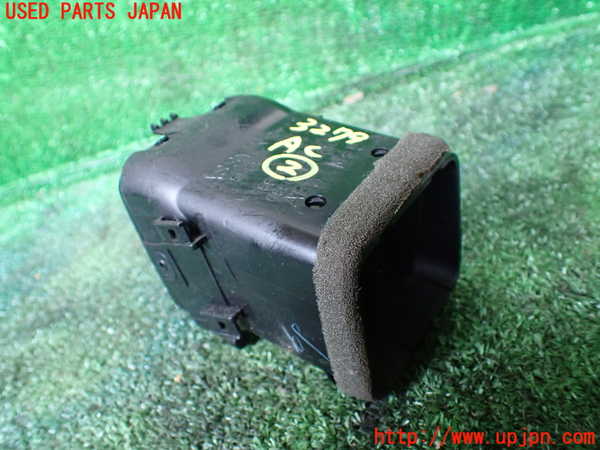 1UPJ-9232797527]ランクルプラド(KZJ71W)エアコン吹き出し口2 (メーターフード左側) 中古_2
