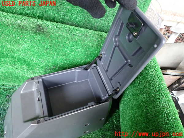 1UPJ-9232797540]ランクルプラド(KZJ71W)センターコンソール 中古_2