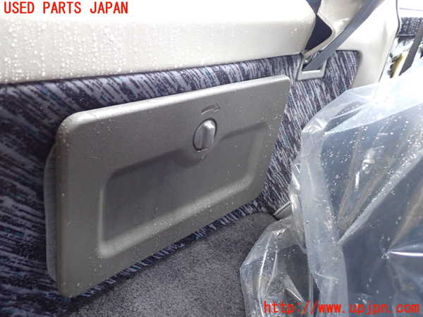 1UPJ-9232797680]ランクルプラド(KZJ71W)左リアピラートリム 中古_2