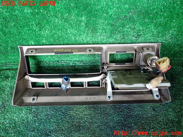 1UPJ-9232797691]ランクルプラド(KZJ71W)内装トリム類1 中古_2