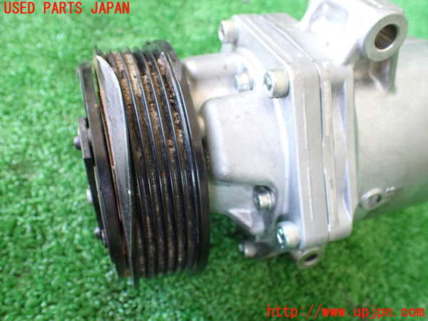 1UPJ-9232806025]デリカミニ(B34A)エアコンコンプレッサー 中古_3