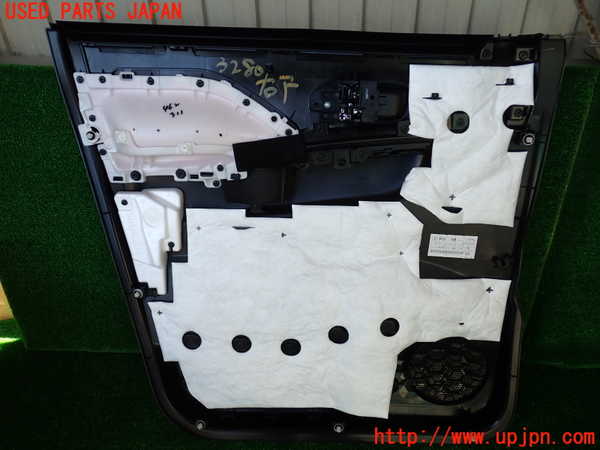 1UPJ-9232801234]デリカミニ(B34A)右前ドア内張り 中古_4