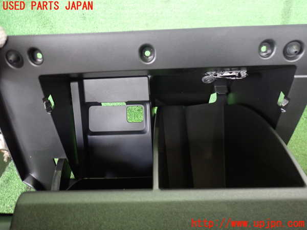 2UPJ-9232817516]フィアット・600e(FH1FI)グローブボックス1 中古_2
