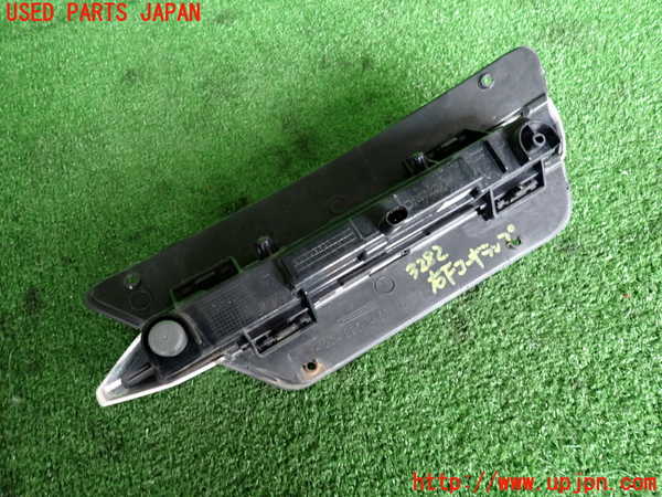 2UPJ-9232821150]ベンツ C180 ステーションワゴン(204249)(S204)右コーナーランプ 中古_2
