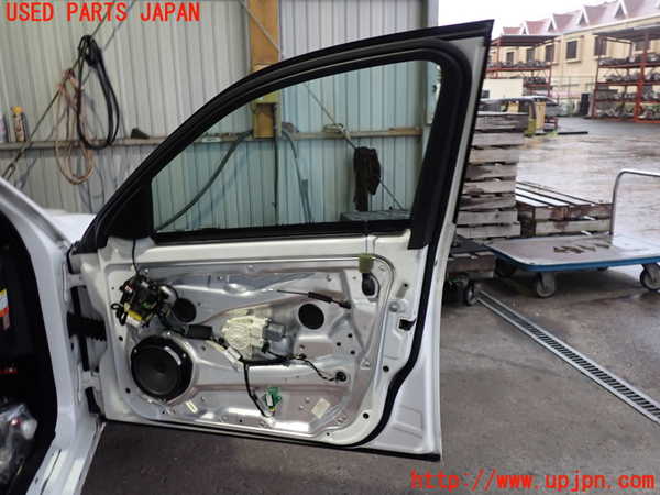 2UPJ-9232821230]ベンツ C180 ステーションワゴン(204249)(S204)右前ドア (43R-00049 M25) 中古_4