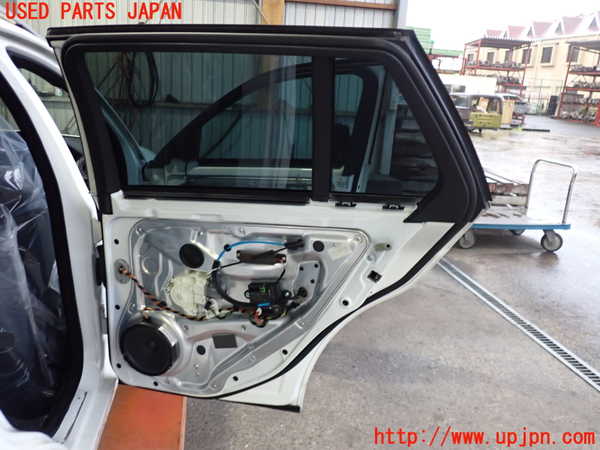 2UPJ-9232821290]ベンツ C180 ステーションワゴン(204249)(S204)右後ドア (43R-00049 M25) 中古_4