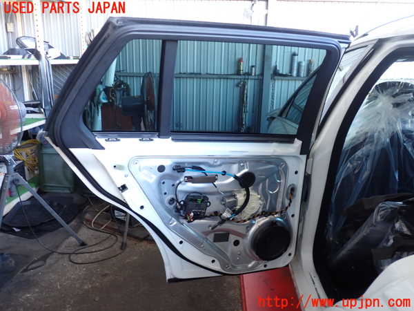 2UPJ-9232821320]ベンツ C180 ステーションワゴン(204249)(S204)左後ドア (43R-00049 M25) 中古_4