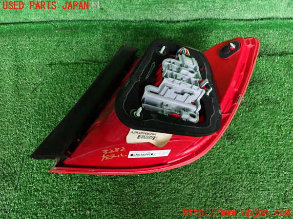 2UPJ-9232821536]ベンツ C180 ステーションワゴン(204249)(S204)左テールランプ 中古_2