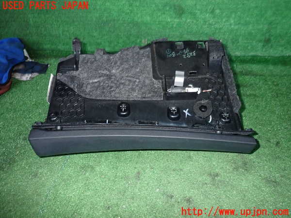 2UPJ-9232827516]ベンツ C180 ステーションワゴン(204249)(S204)グローブボックス1 中古_2
