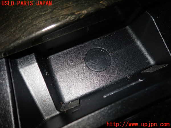 2UPJ-9232827821]ベンツ C180 ステーションワゴン(204249)(S204)灰皿1 中古_3