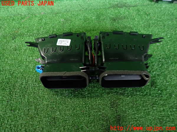 2UPJ-9232827526]ベンツ C180 ステーションワゴン(204249)(S204)エアコン吹き出し口1 真中 中古_2