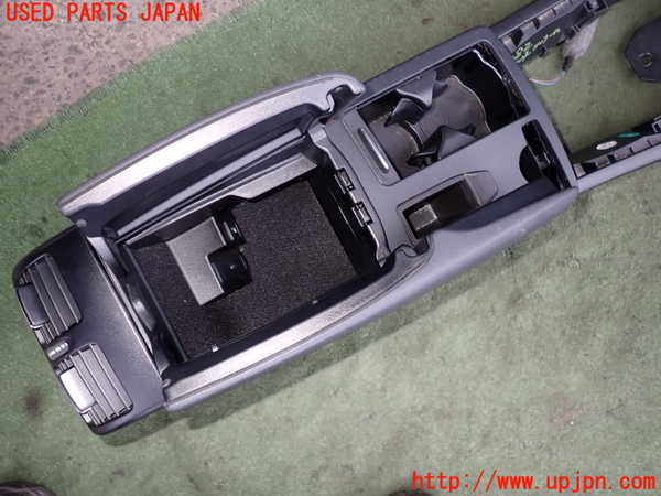 2UPJ-9232827540]ベンツ C180 ステーションワゴン(204249)(S204)センターコンソール 中古_3